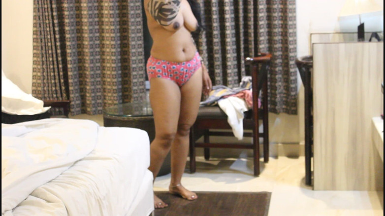 Indian Bhabhi: Romansa terlarang desi bhabhi hotel terlarang - india xxx