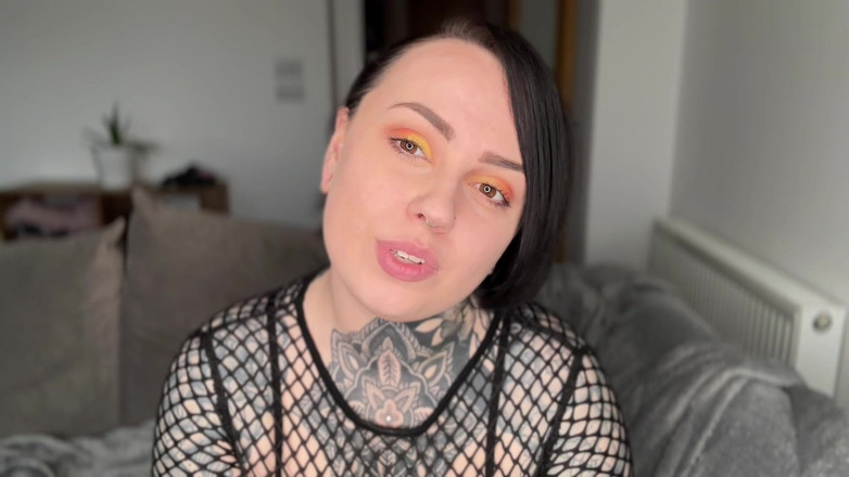 Miss Valentina: Sending Life