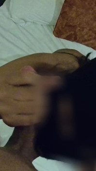 Ele me fodeu com força e me fez beber seu esperma