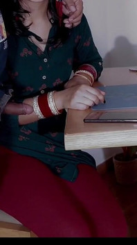 Video viral rekaman seks tante seksi india dientot sama adik tirinya sendiri - audio bahasa india