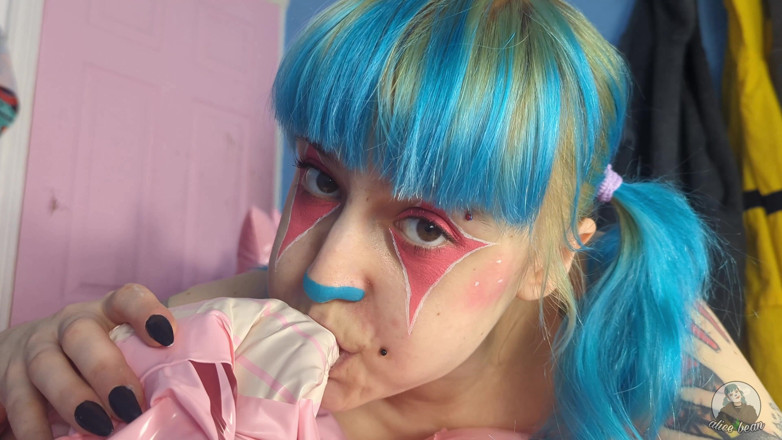 Alice Bean: Obří nafukovací jednorožec část 2