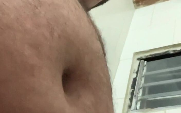 Ksanchez1203: Ven a buscar mi leche, estoy tomando un baño suscribirme