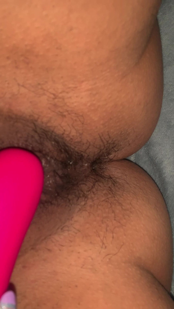 Ayumi Glows: Female Masturbation and Squirting