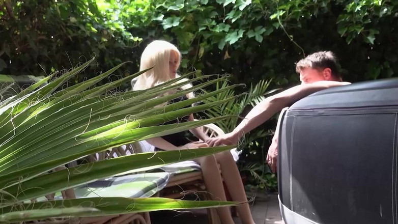 German porn friends: Abenteuerlustige Reisende leben für den Nervenkitzel erotischer Reisen - deutsch