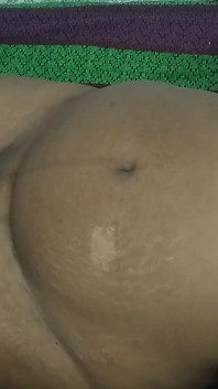 Tamil tia bonita mostra buceta quente