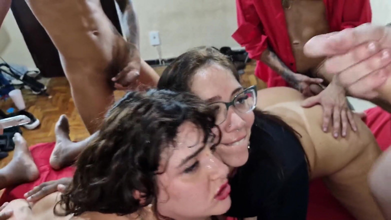 Barbara Fartura: Estaba grabando a mi amigo y los bastardos me ponen...