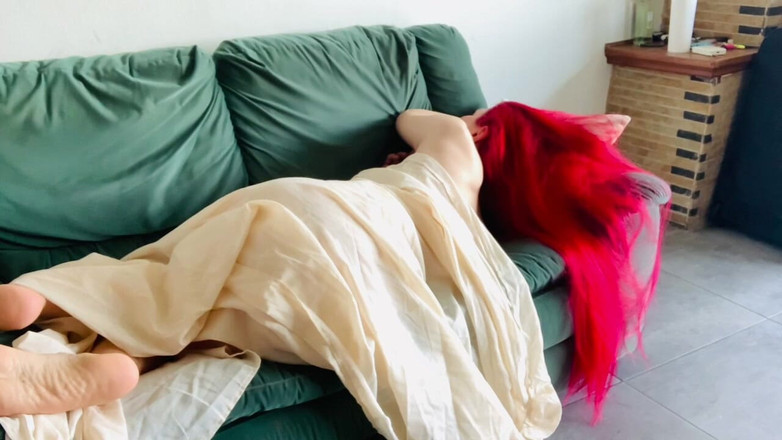 Mistressrola: 和我的继叔最肮脏的电话