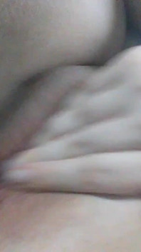 Sexy BBW Giantess Masturbates Her Wet Pussy Legshaking