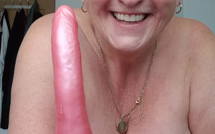 Uk Joolz: Creamy Pussy Toy Play at Home