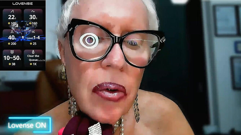 Robyhot sweetfurlover: I Am Your Sweet and Only Bitch