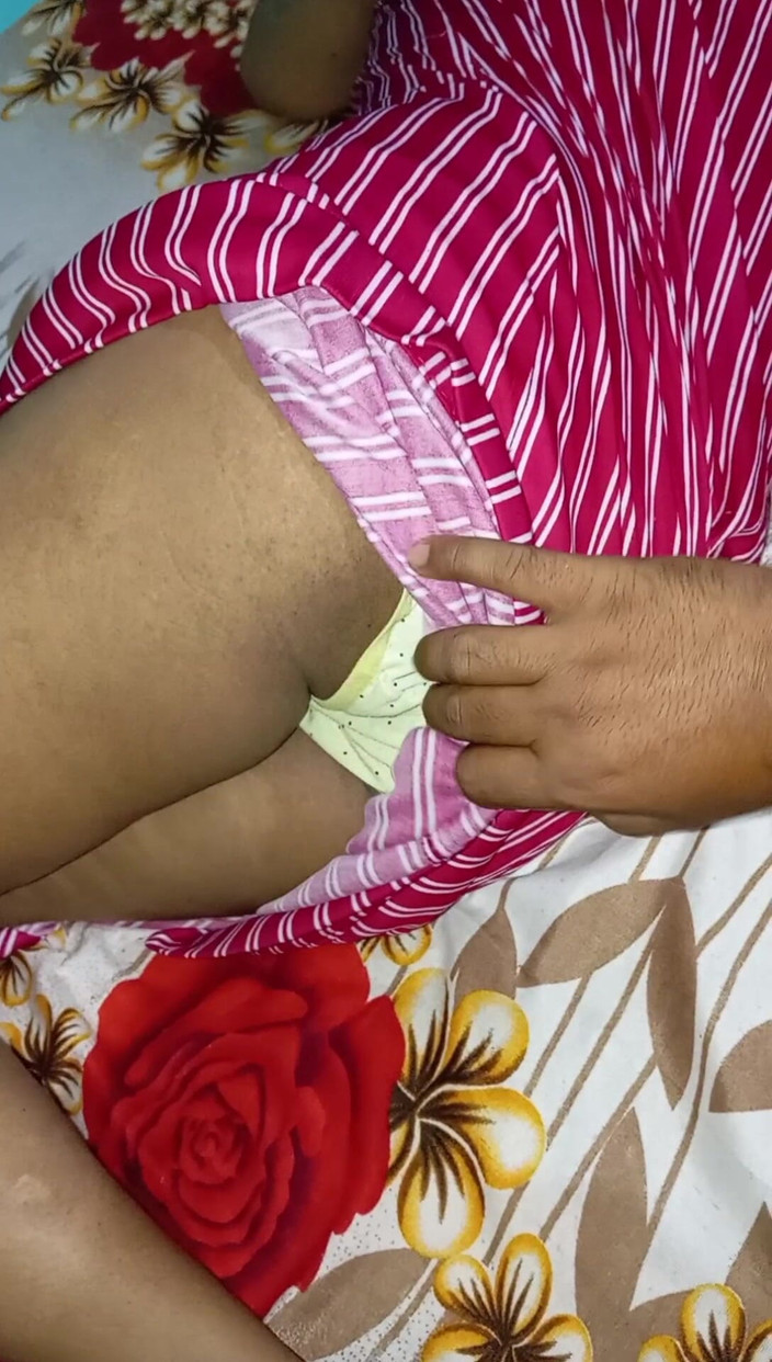 Manjushukla: Bella india indiana con bella figa