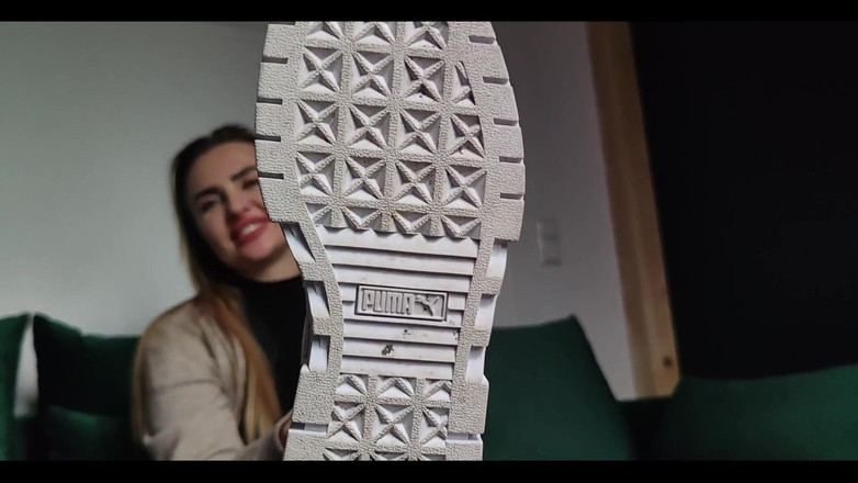 Goddess Lena: Lick My Shoes