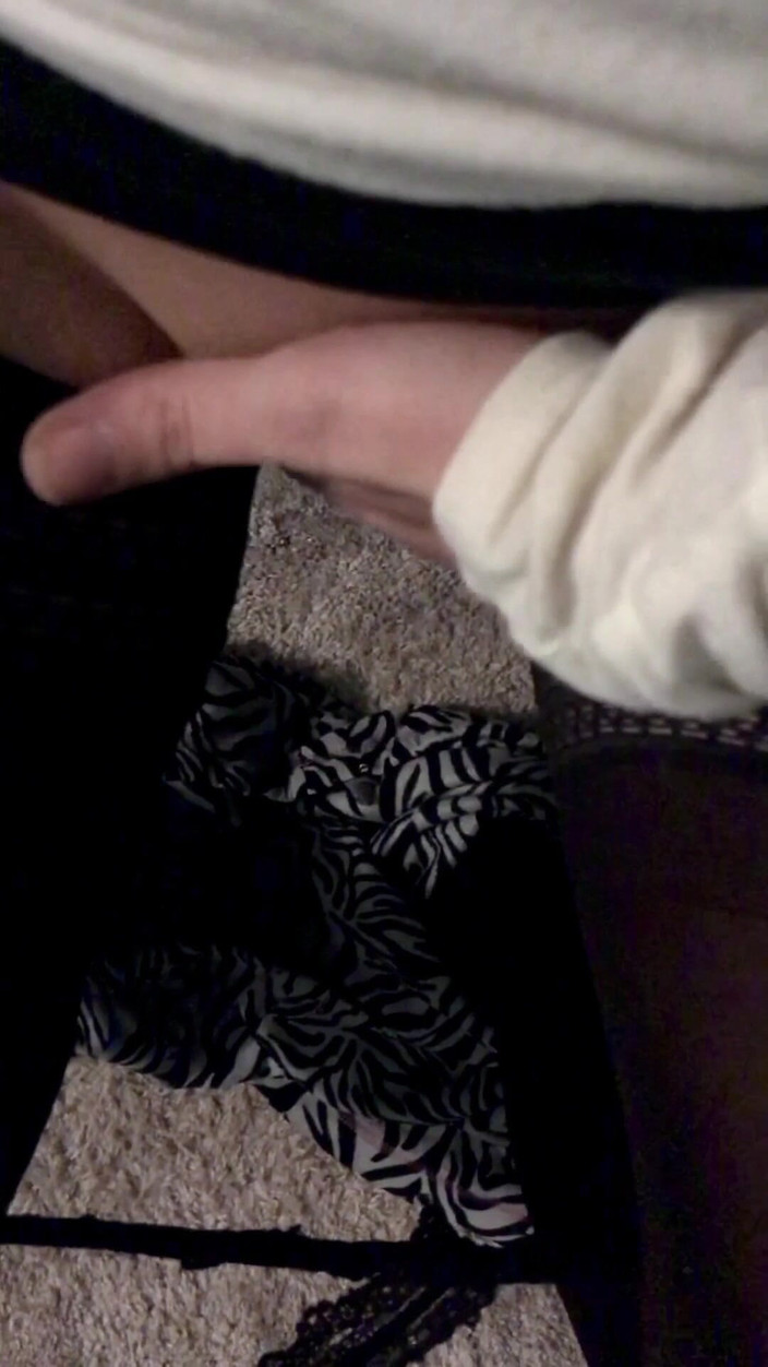 Tabitha Hoots: Sexy Mladá Illinois MILF dostane kundičku mokrou pro manžílka k šukání