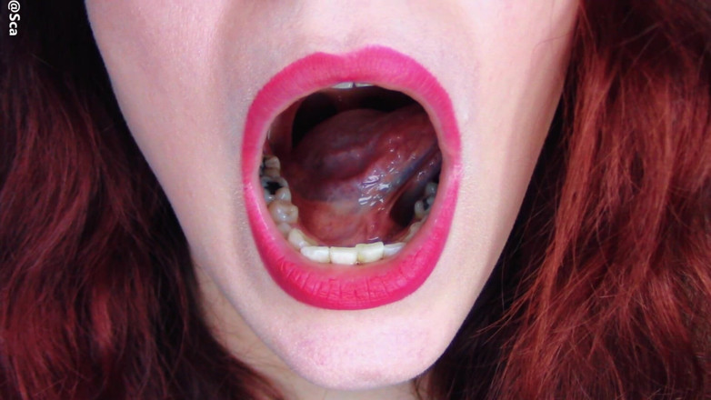 Scarlet Vixen: Matar din mun &amp; tit fetisch