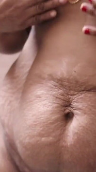 Indian Tamil Girl Makes Her Boyfriend Enjoy by Showing Him Her Breasts and Naked Body
