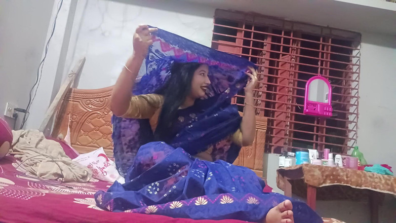 Taniyaxx: Bangla XXX video záznam