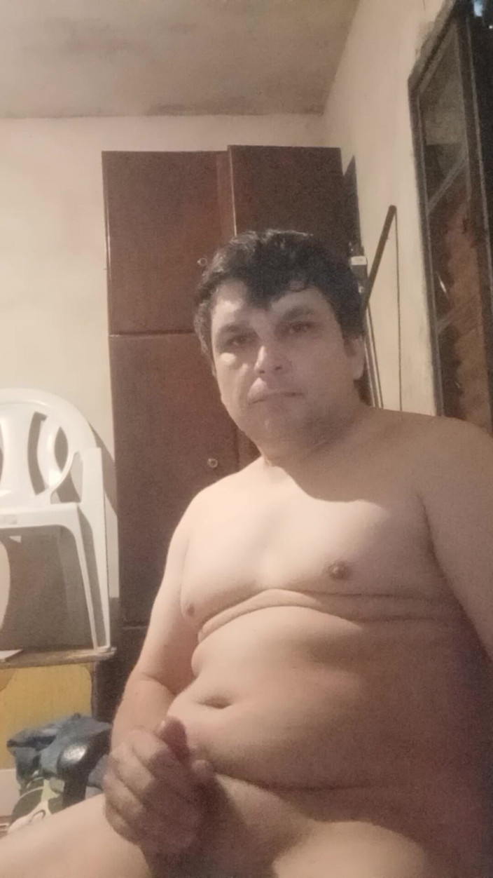 Claudio: 내 젖탱이에 정액 퍼뜨리기
