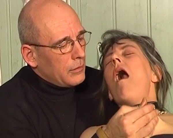 Deutsche XXX Filme: 발정난 독일 미시녀와 쓰리섬 BDSM 액션