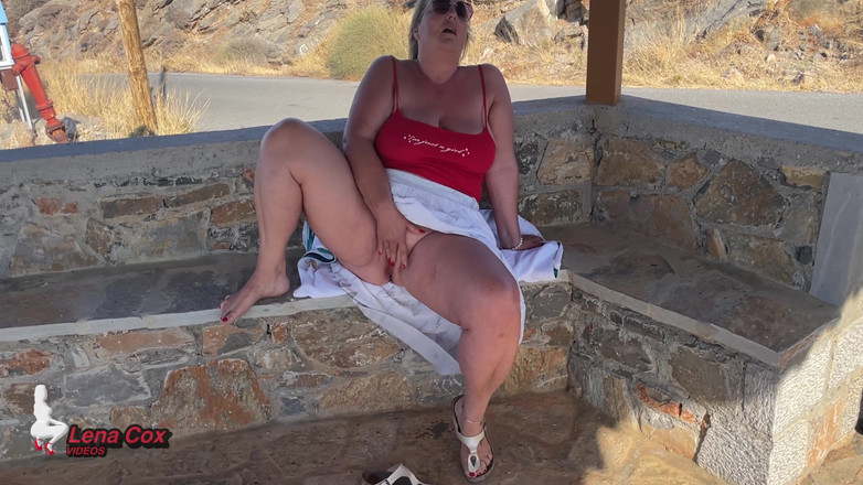 Lena Cox: Risky Public No-panties Masturbation - My Nympho Pussy Loves to Cum...