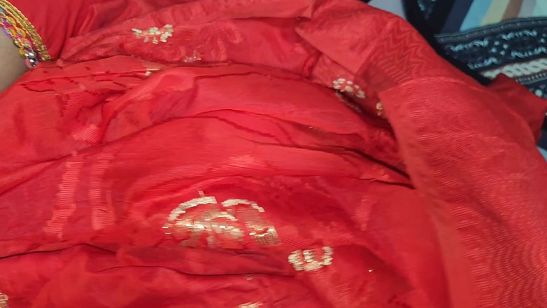 Banglavabi: Neues bangladeschisches rotes sari-sexvideo. Bangla stimme heißes sexvideo