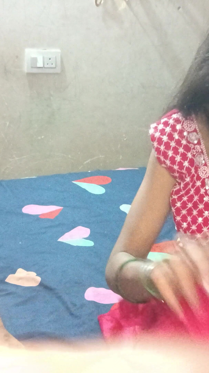 Truefuker: New Saree Me Bhabhi Ji Ki Chudai