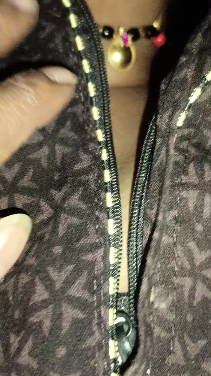 Queen4desi: Desi žena venkovní šukání x přítelkyně queen4desi