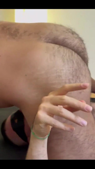 Massive daddy xxx: Eliasxxx deput met grote stiefvader!