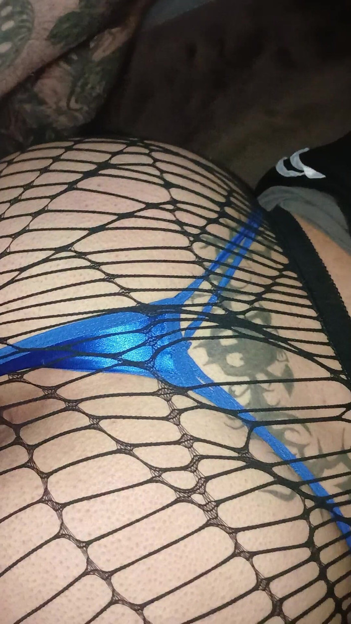 Vikingoazul: Trans velký zadek hluboký hrdlo je šukán bez sedla