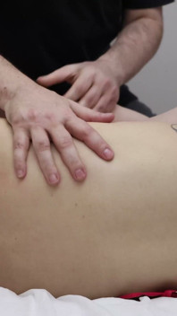 Vitoria v otroctví a sexuální dominanci.