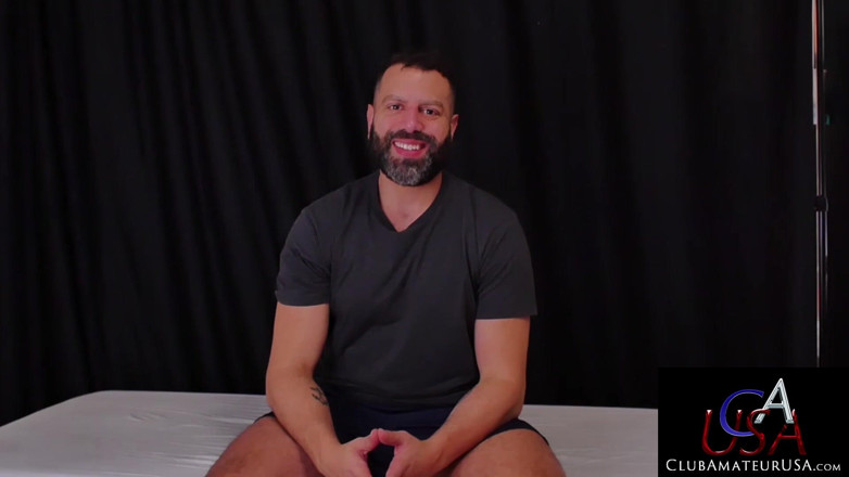 Club Amateur USA: Enzo Falcone Is Having the Best Blowjob of His Life...