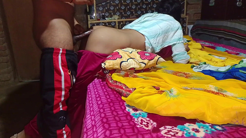 Priya_Sena_26: Hintli kadın seks videosu Hintçe