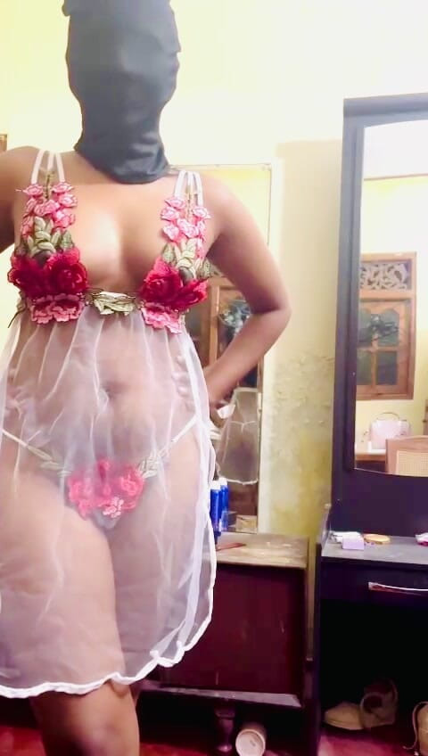 Sweetysingle: 是的，我是如此饥渴的宝贝