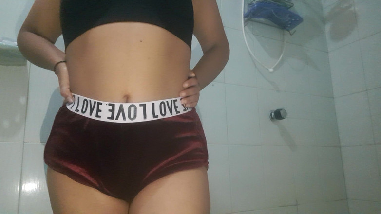 Josyandhot: Jihoindická dívka s velkým zadkem Twerking