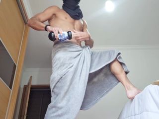 Hotsportfitboy: Schau dir meine sexy masturbation mit einem Fleshlight an und...