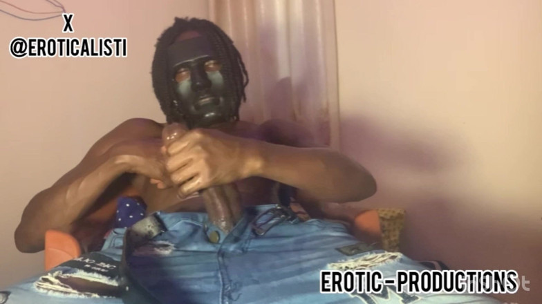 Eroticalistic: Ik heb een man nodig die mijn loyaliteit kan evenaren