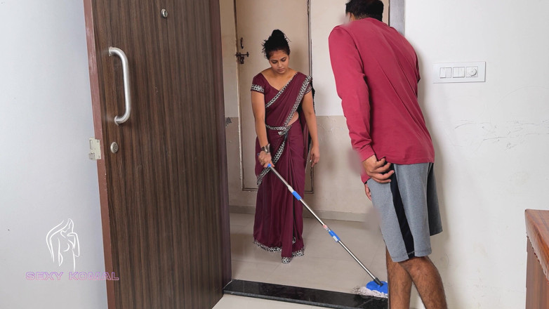 Couplegoldx: Komal Was Using Her Magic Mop When a Homeowner Lured...