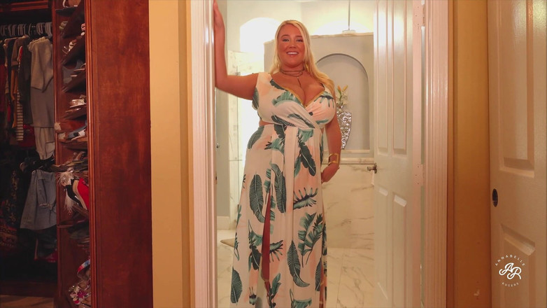 Annabelle Rogers: Quitándome mi nuevo vestido para ti