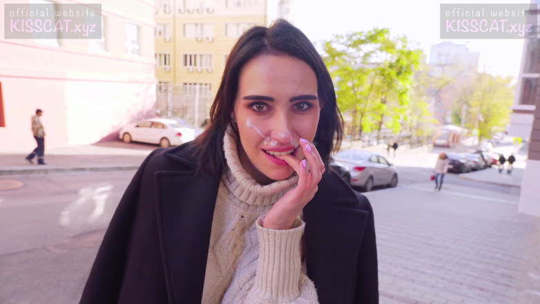 KissCat: Yüze boşalma yürüyüşü ile riskli anal seks - ajan Rus öğrenciyi sokakta...