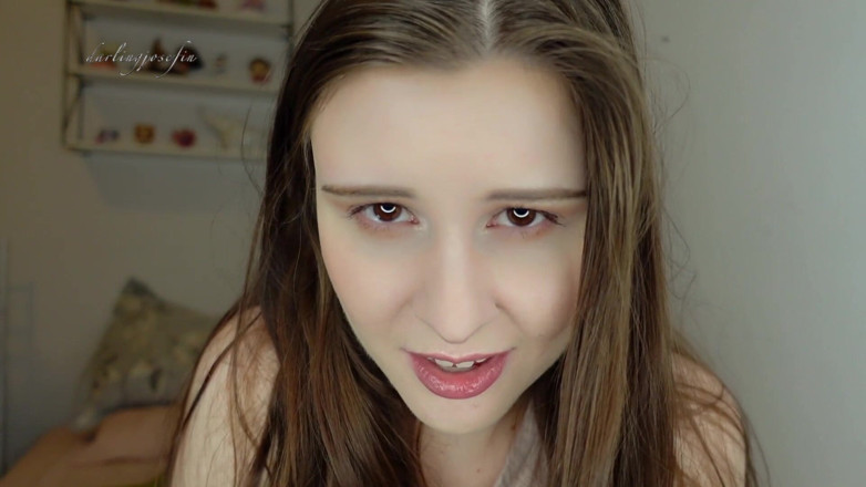 Darling Josefin: Brak makijażu od zachęty