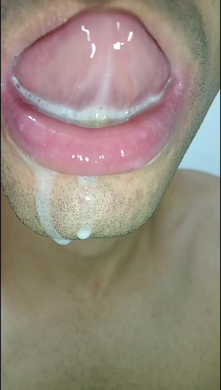 Rey rey: Ik wil je melk in mijn mond, tong, lange tongfetisj,...