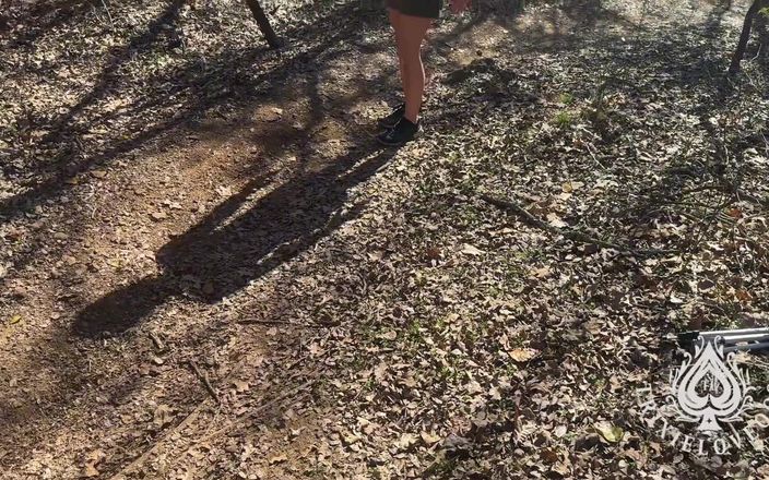 TrixieLove: Wild Trails y agujeros apretados el primer anal de Cory...