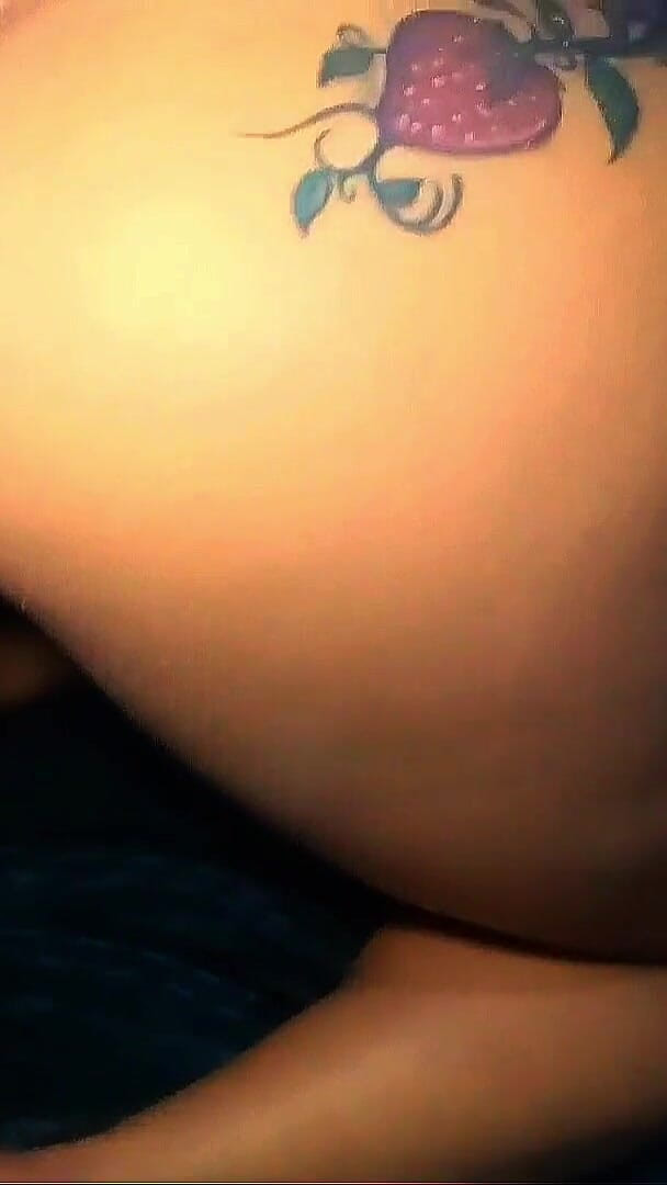 This Motherfucker Made Me Squirt with His Dick in My Ass (Casal Kabuloso) This Motherfucker Made Me Squirt with His Dick in My Ass (Casal Kabuloso)