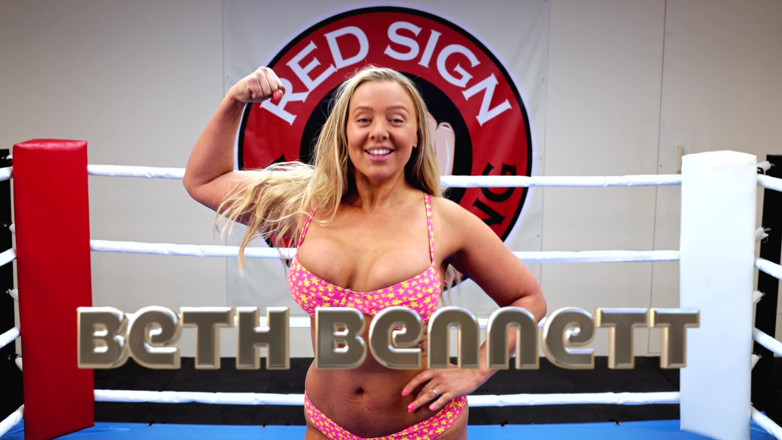 Red Sign Wrestling: Beth Bennett Vs Kitty Marie - sexkamp