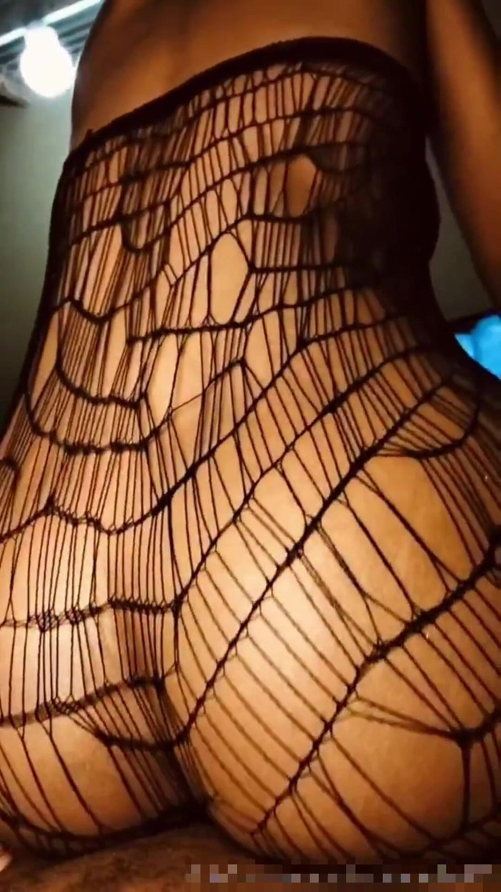Junglekingxxx: Hooker