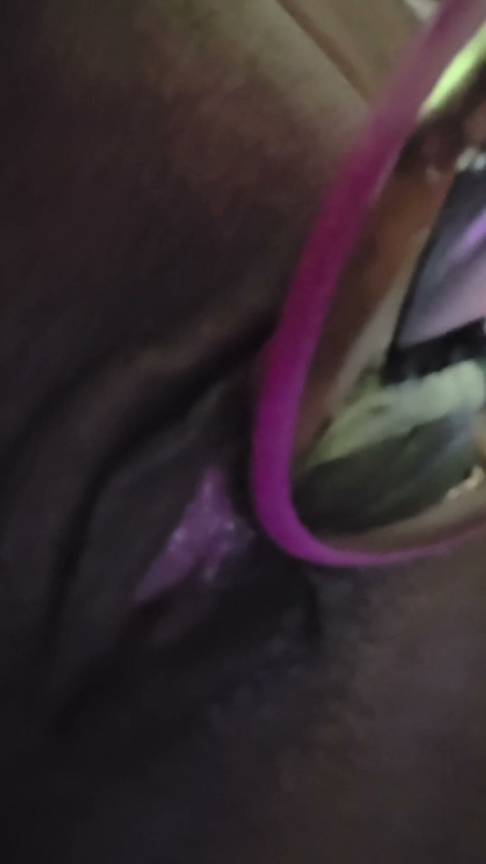 Puma Fit: Playing with My Clit Upclose