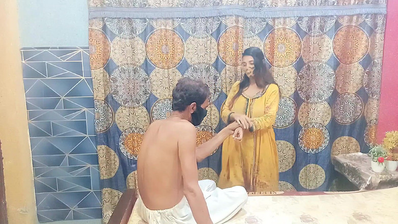 HotQueenPk: Malik Ny- empregada da casa Ko Kitchen Sy Room Mai...