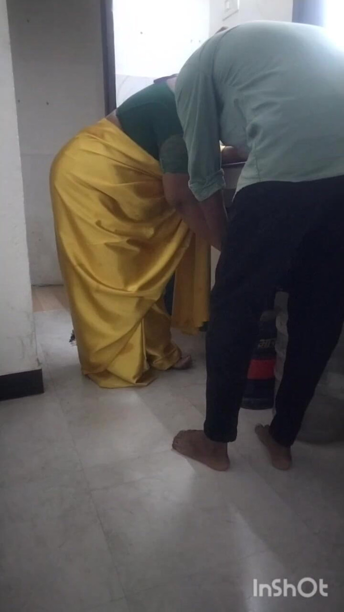 Benita sweety: Cylinder Delivery Boy with My Stepmommy