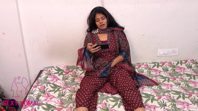 Sexy Komal: Komal zei dat veel mensen zeiden, laat je gezicht zien,...