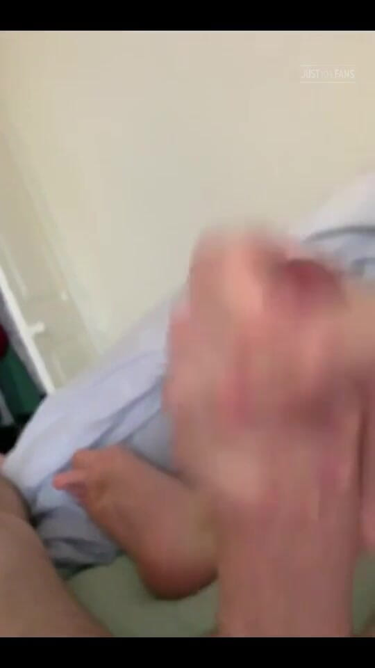 Bob Steel: Wank Solo 2