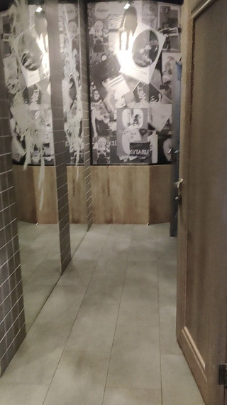 Thumbnail of I Desperately Pissed in the Trendy Bar Toilet